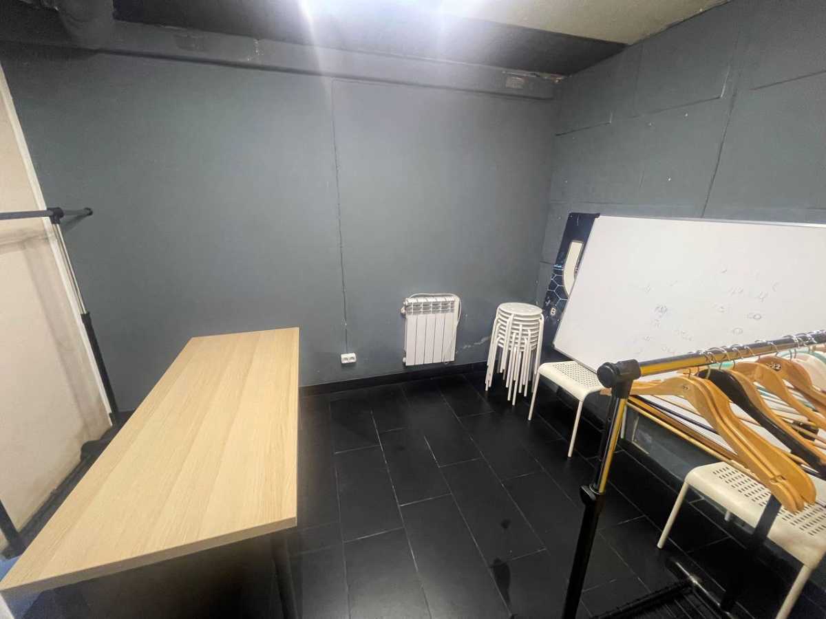 Продажа офиса 131 м², Евгения Маланюка ул., 55