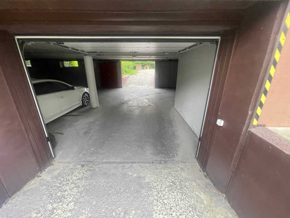 Продажа офиса 131 м², Евгения Маланюка ул., 55