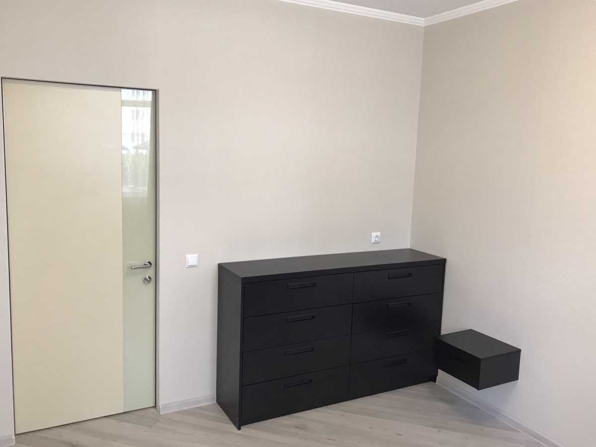 Оренда 3-кімнатної квартири 83 м², Олени Пчілки вул., 7