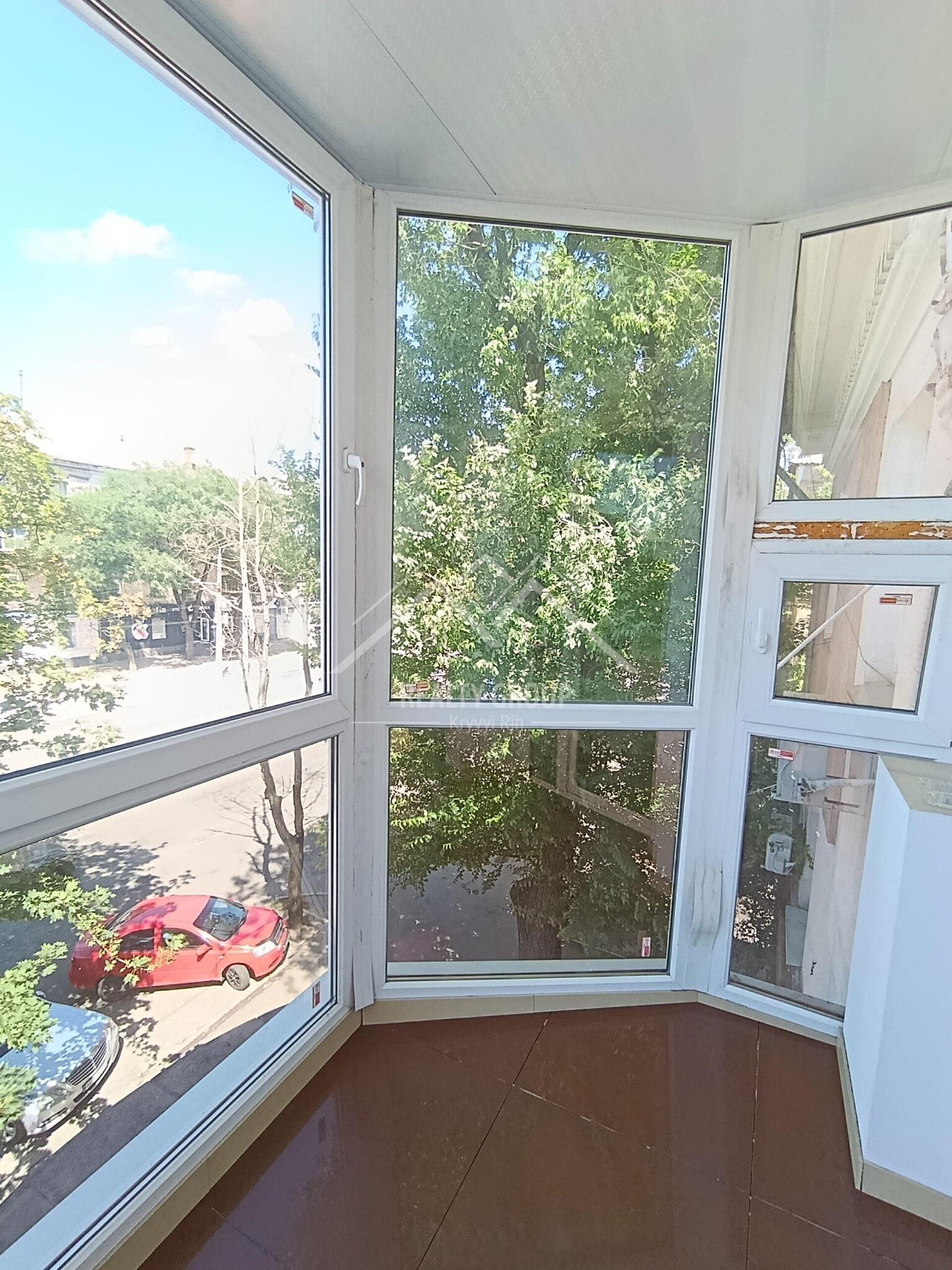 Продаж 1-кімнатної квартири 36 м², Гагаріна просп., 30