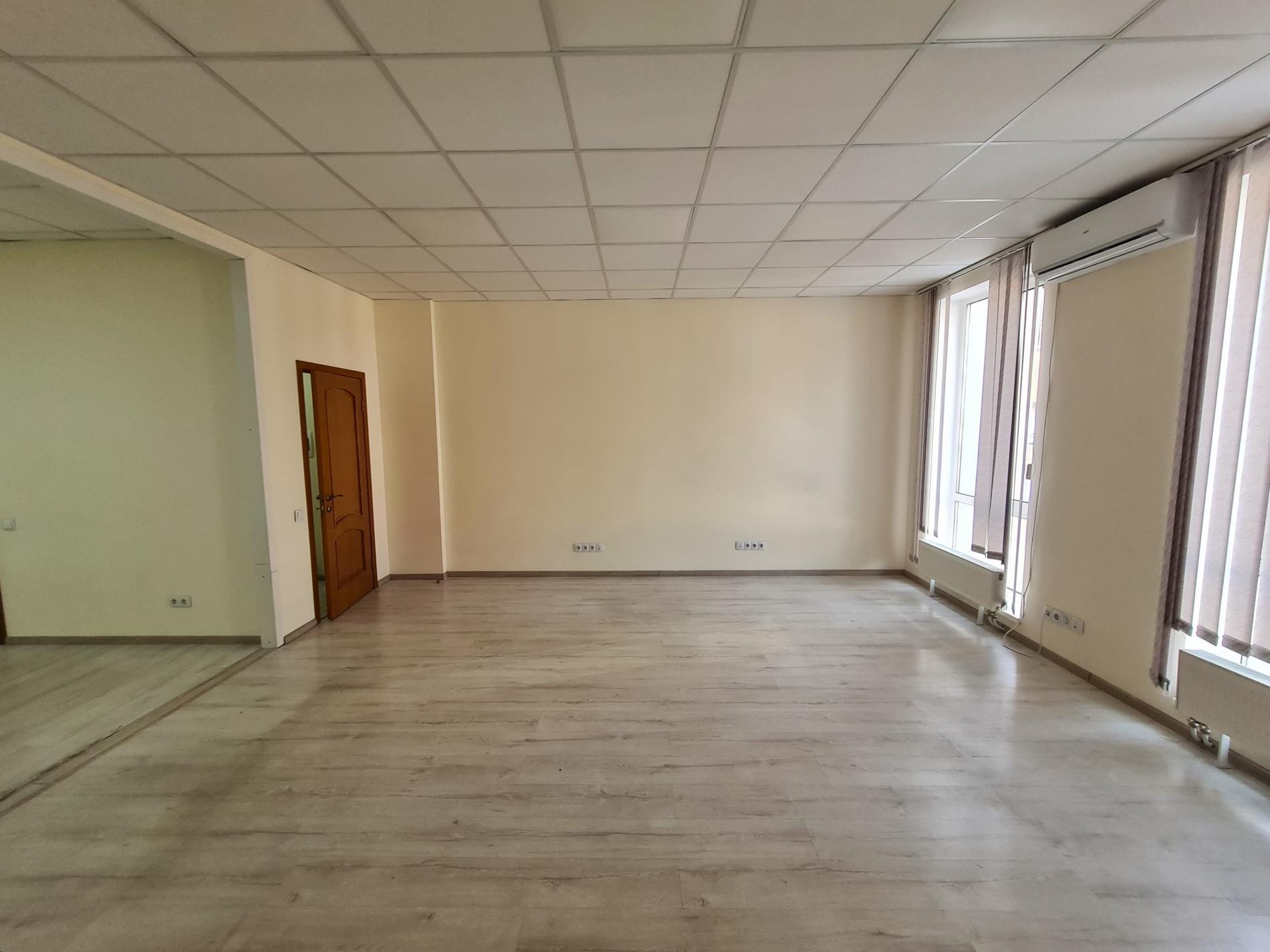 Оренда офісу 91.7 м², Глибочицька вул., 40У