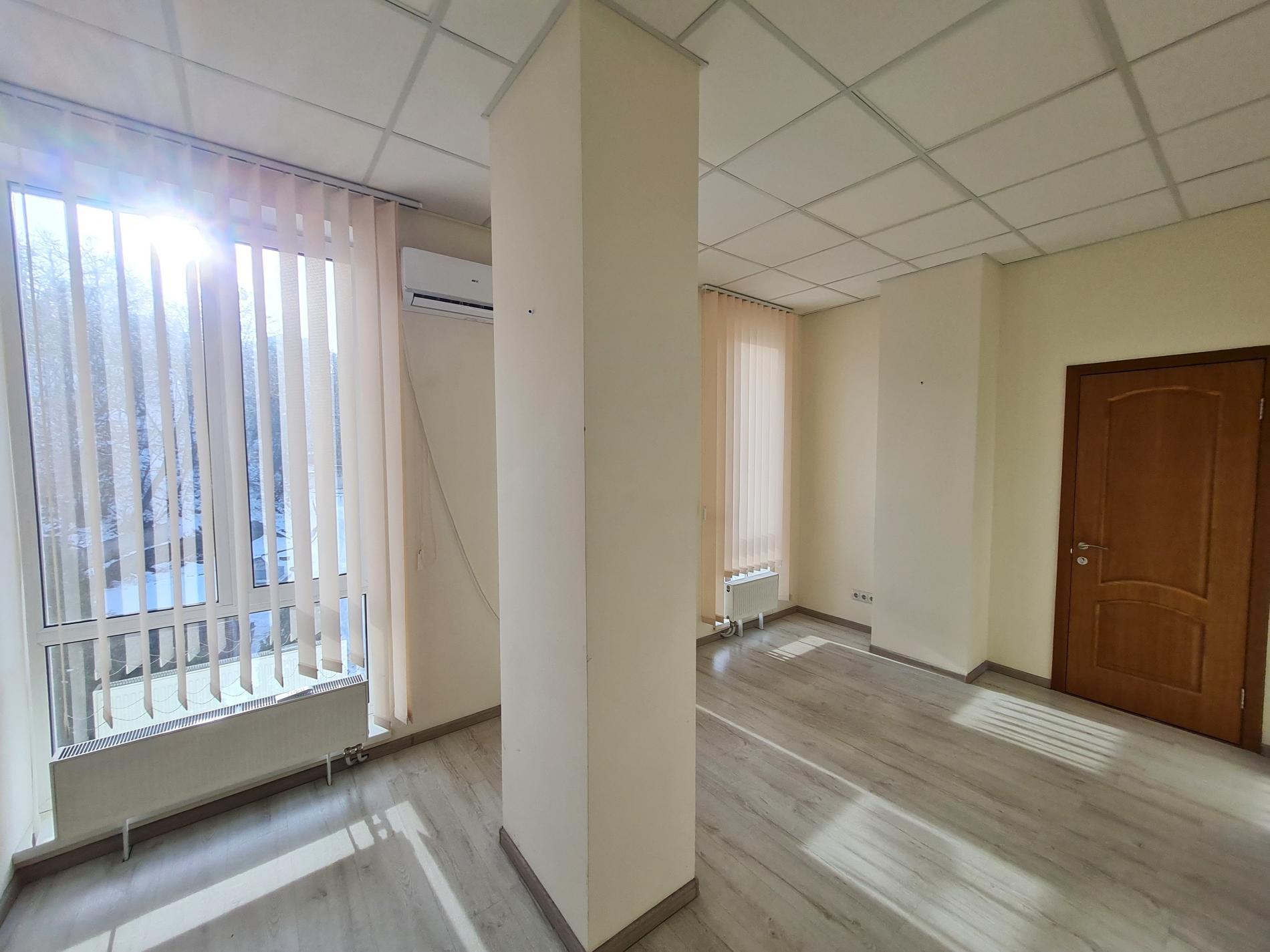 Оренда офісу 91.7 м², Глибочицька вул., 40У