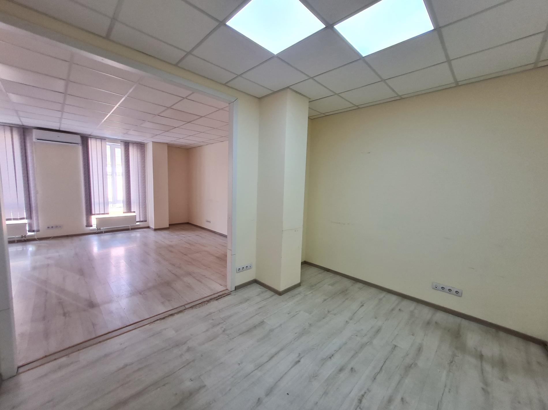Оренда офісу 91.7 м², Глибочицька вул., 40У