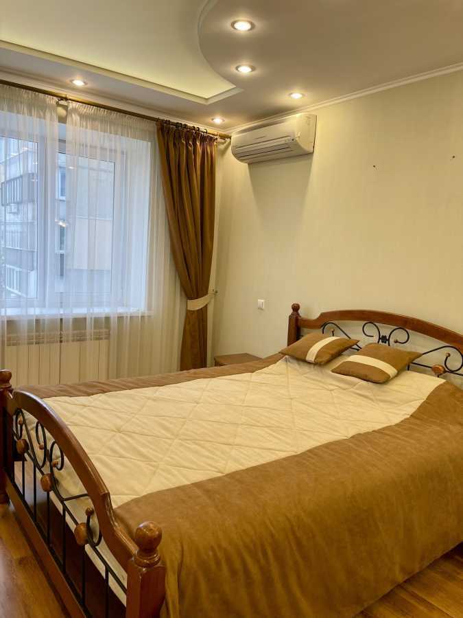Аренда 2-комнатной квартиры 62 м², Бабкина ул., 12