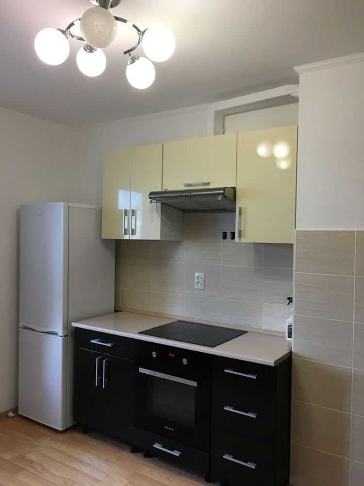 Продаж 1-кімнатної квартири 42 м², Доківська вул., 10 К1