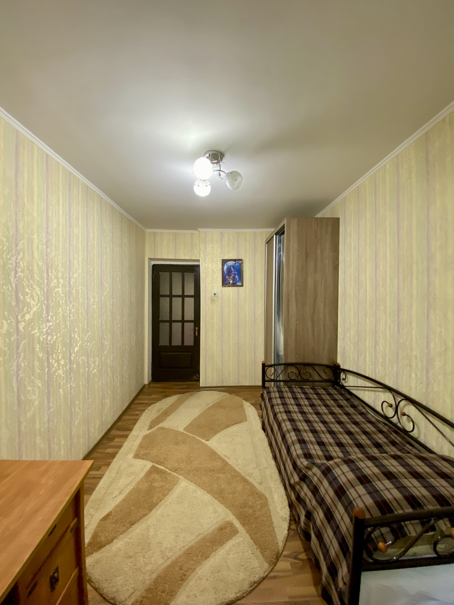 Продажа 4-комнатной квартиры 77 м², Глинки ул., 3
