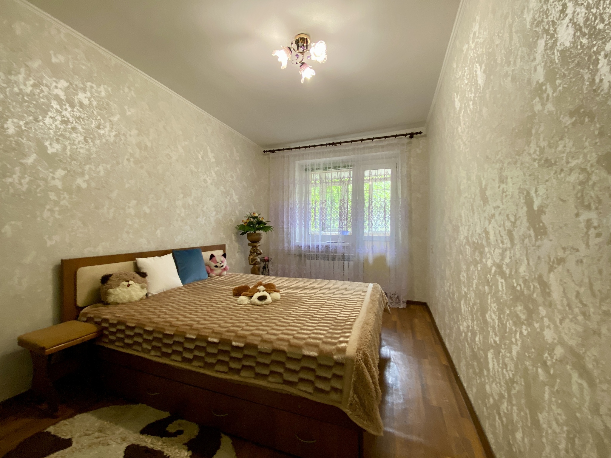 Продажа 4-комнатной квартиры 77 м², Глинки ул., 3