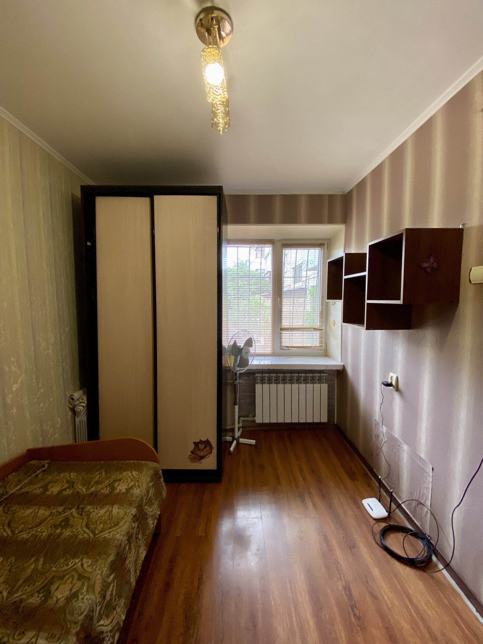 Продажа 4-комнатной квартиры 77 м², Глинки ул., 3