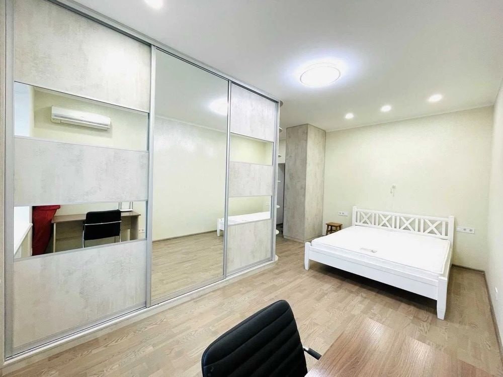 Аренда 1-комнатной квартиры 40 м², Коломыйский пер., 6