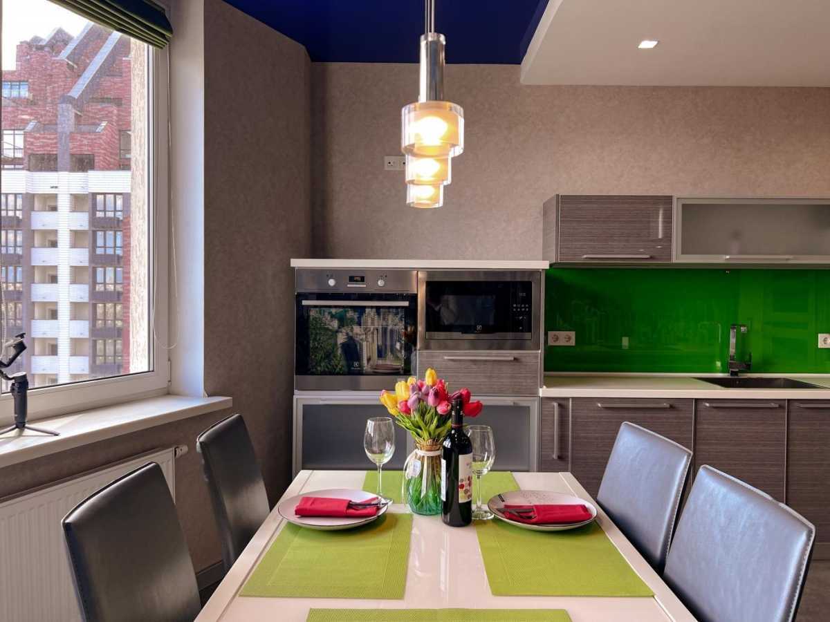 Аренда 3-комнатной квартиры 120 м², Валерия Лобановского просп., 150