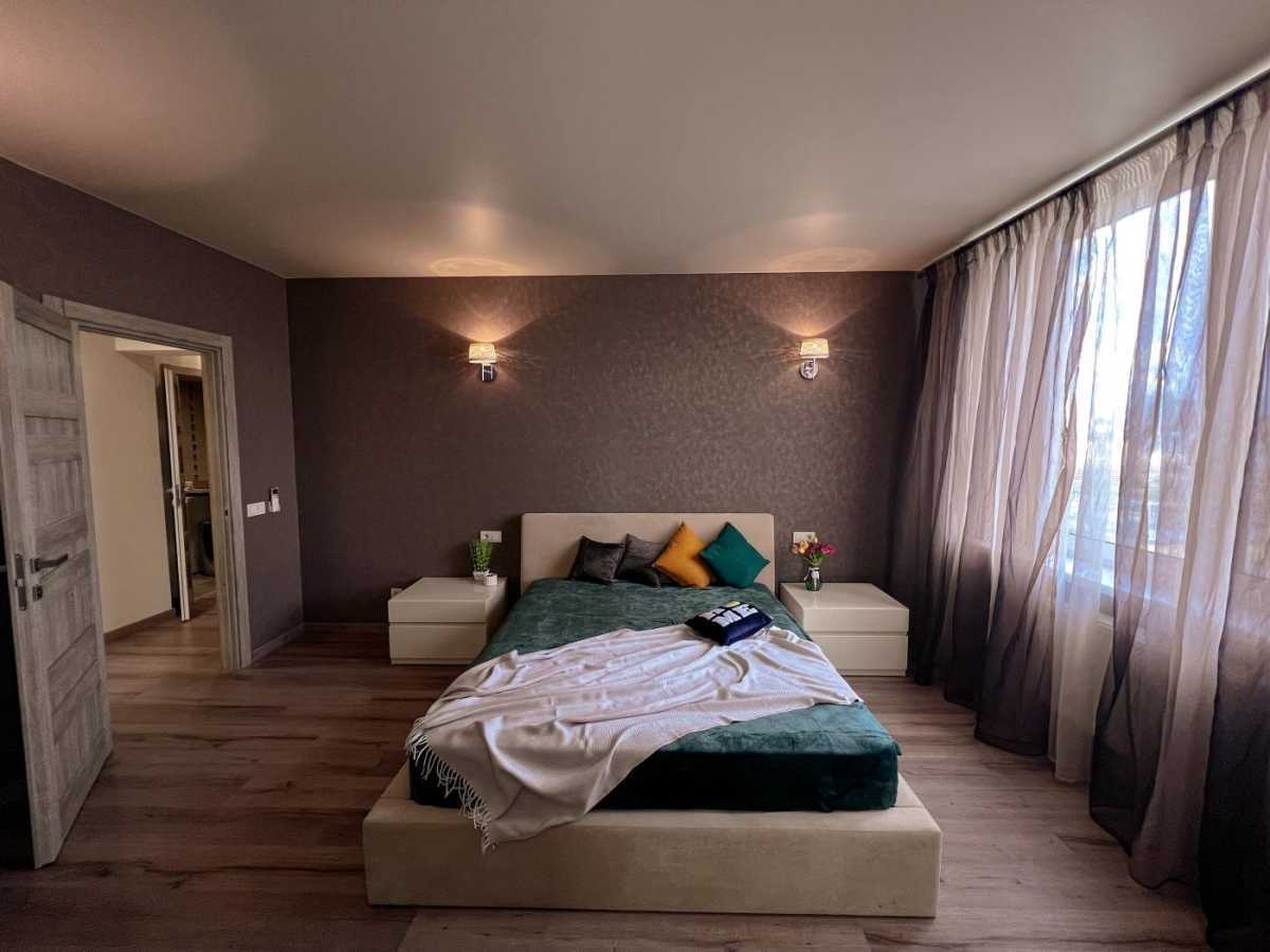Аренда 3-комнатной квартиры 120 м², Валерия Лобановского просп., 150