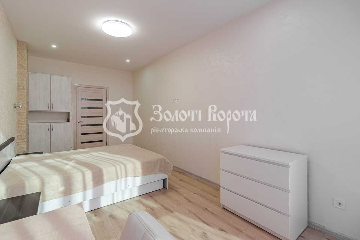 Продаж 2-кімнатної квартири 68 м², Боголюбова вул., 9А, 9Б