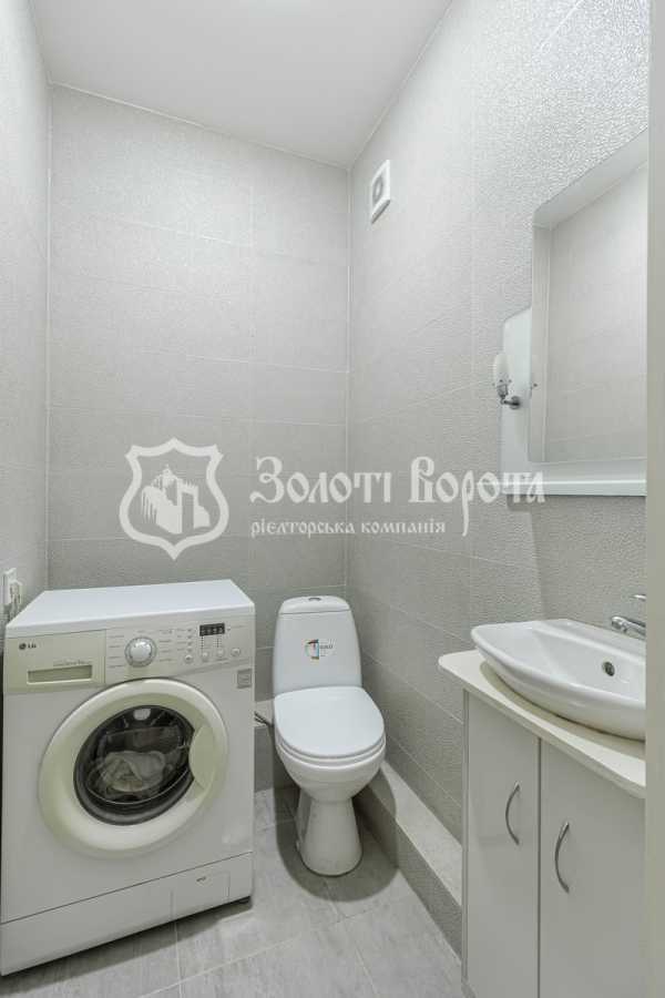 Продаж 2-кімнатної квартири 68 м², Боголюбова вул., 9А, 9Б