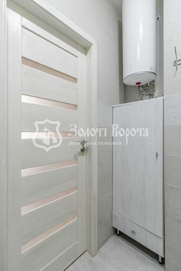 Продаж 2-кімнатної квартири 68 м², Боголюбова вул., 9А, 9Б