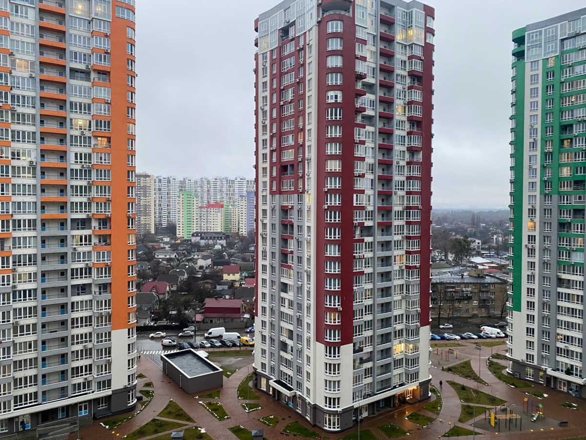 Продаж 1-кімнатної квартири 32 м², Каховська вул., 62А