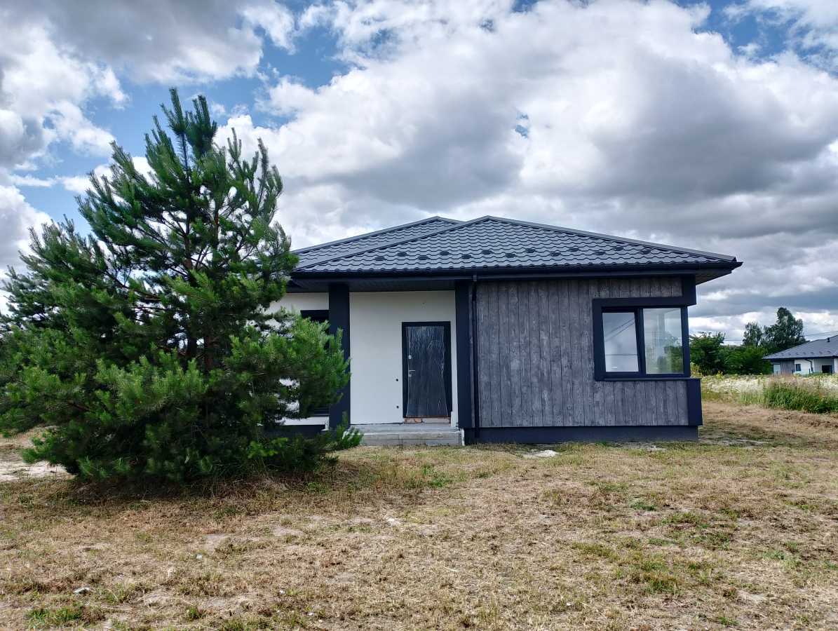 Продажа 4-комнатной квартиры 95 м², Короленка