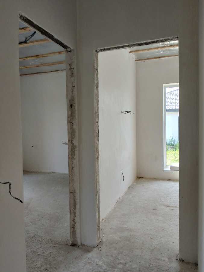 Продажа 4-комнатной квартиры 95 м², Короленка