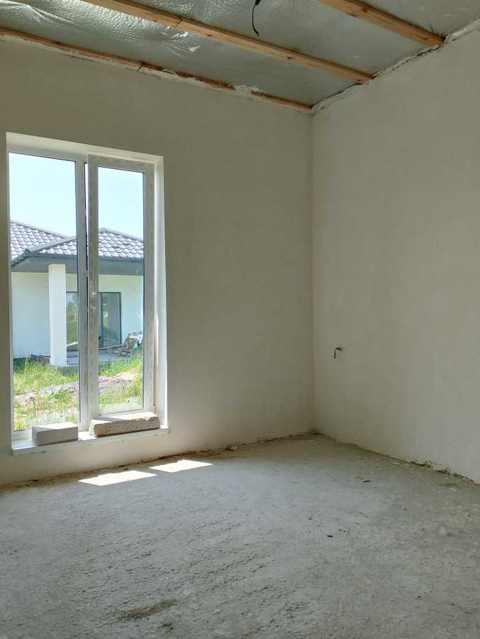 Продажа 4-комнатной квартиры 95 м², Короленка