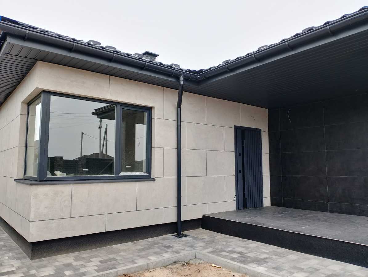 Продажа 4-комнатной квартиры 185 м²