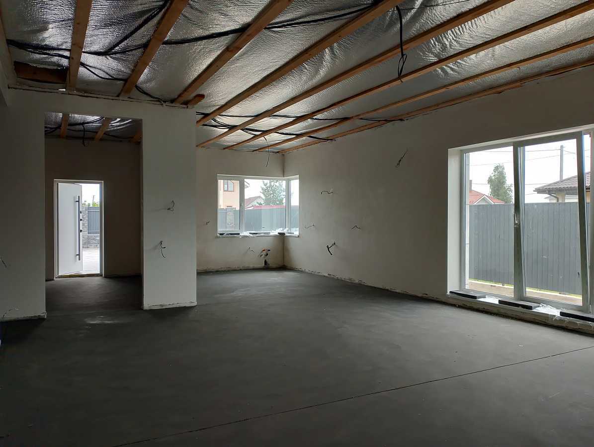 Продажа 4-комнатной квартиры 185 м²