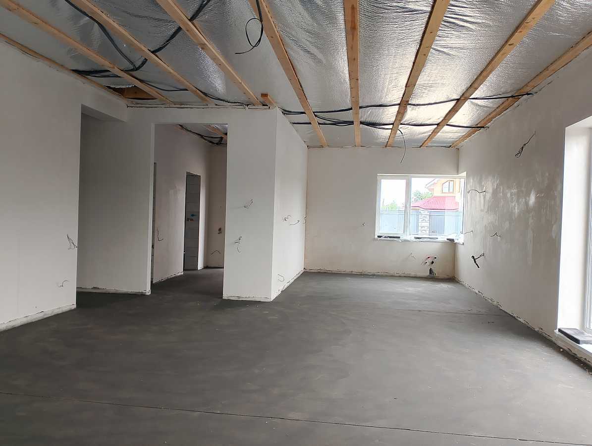 Продажа 4-комнатной квартиры 185 м²