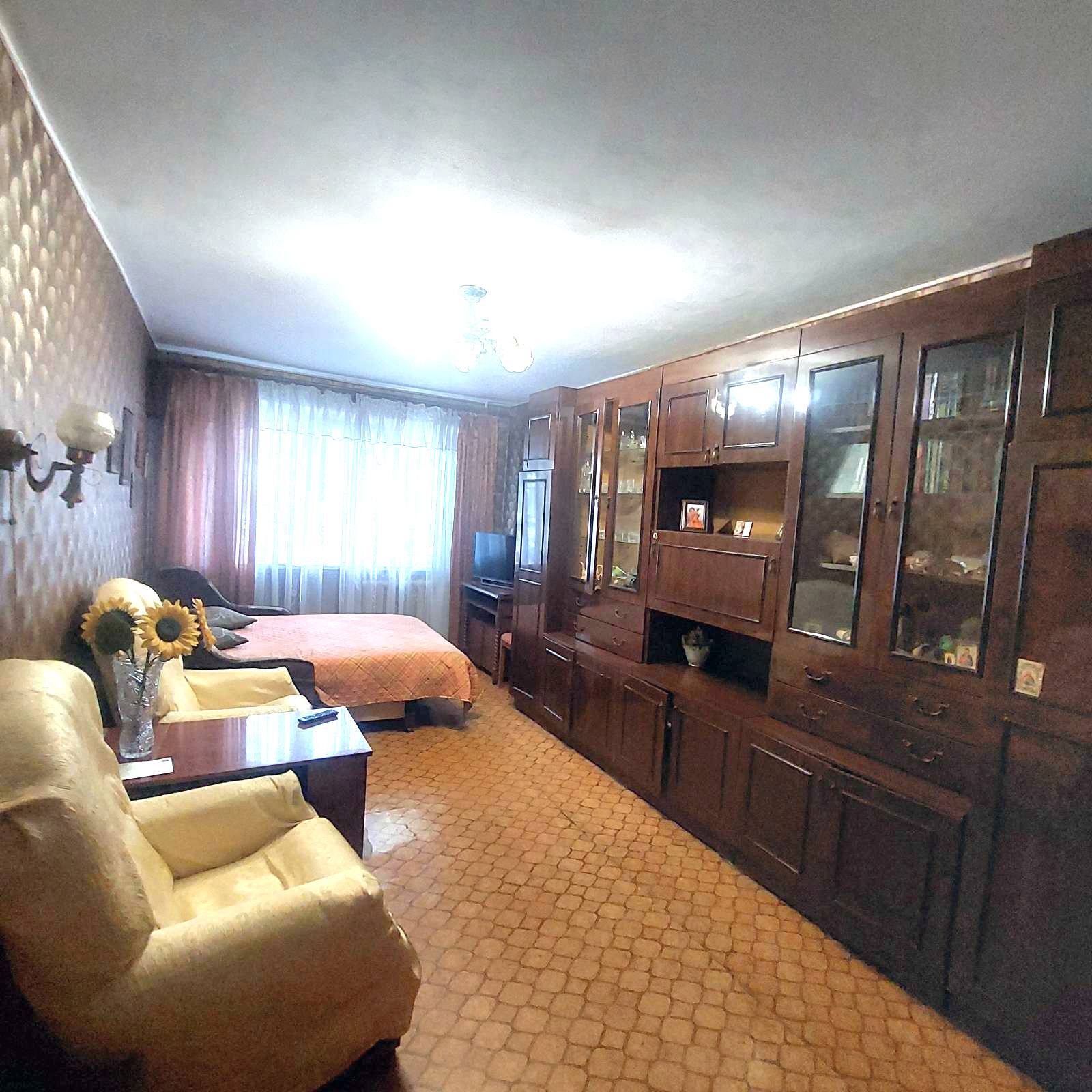 Продажа 2-комнатной квартиры 47.5 м², Небесной сотни просп., 21