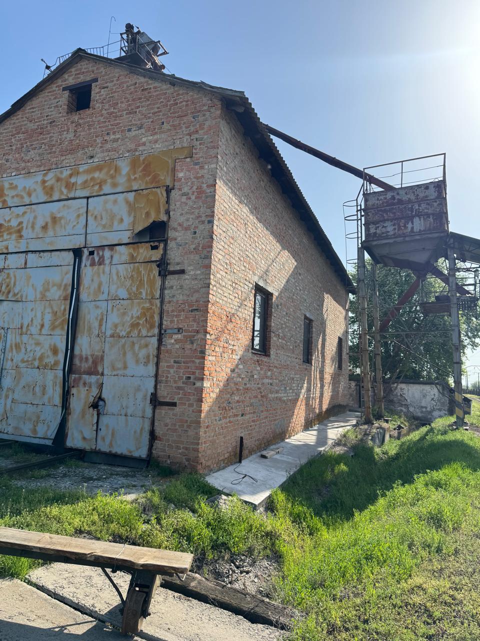 Продаж фруктів 200 м²