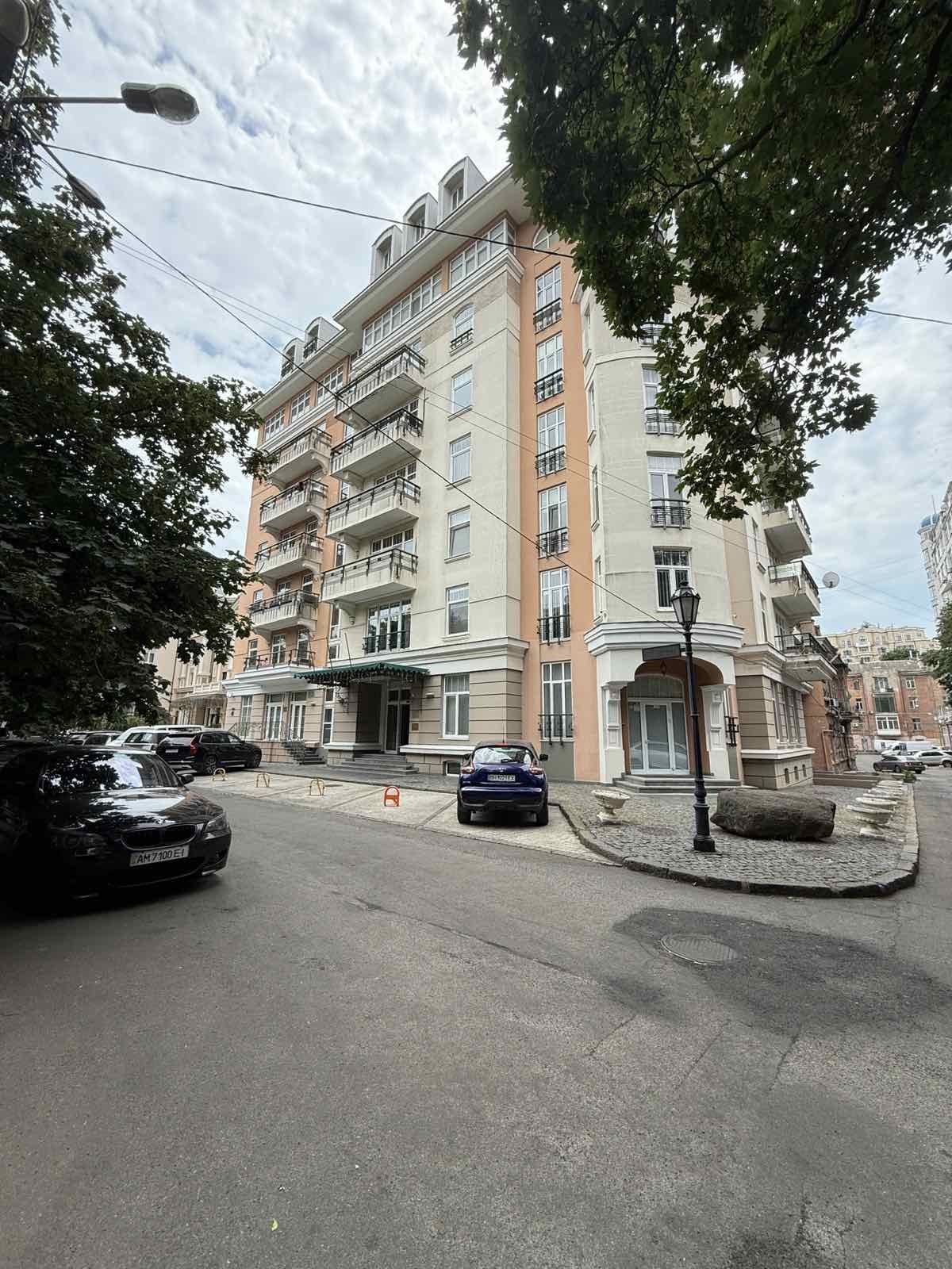 Продаж 3-кімнатної квартири 99 м², Затишна вул., 13