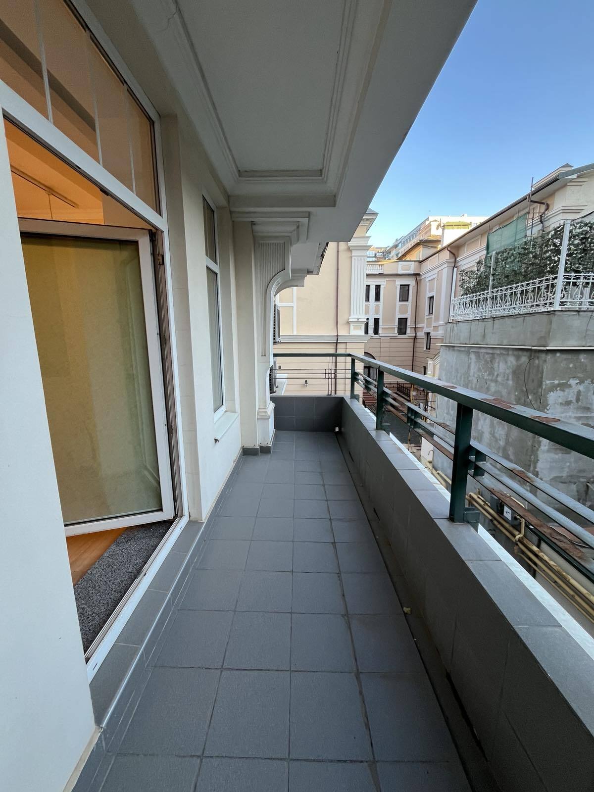 Продаж 3-кімнатної квартири 99 м², Затишна вул., 13