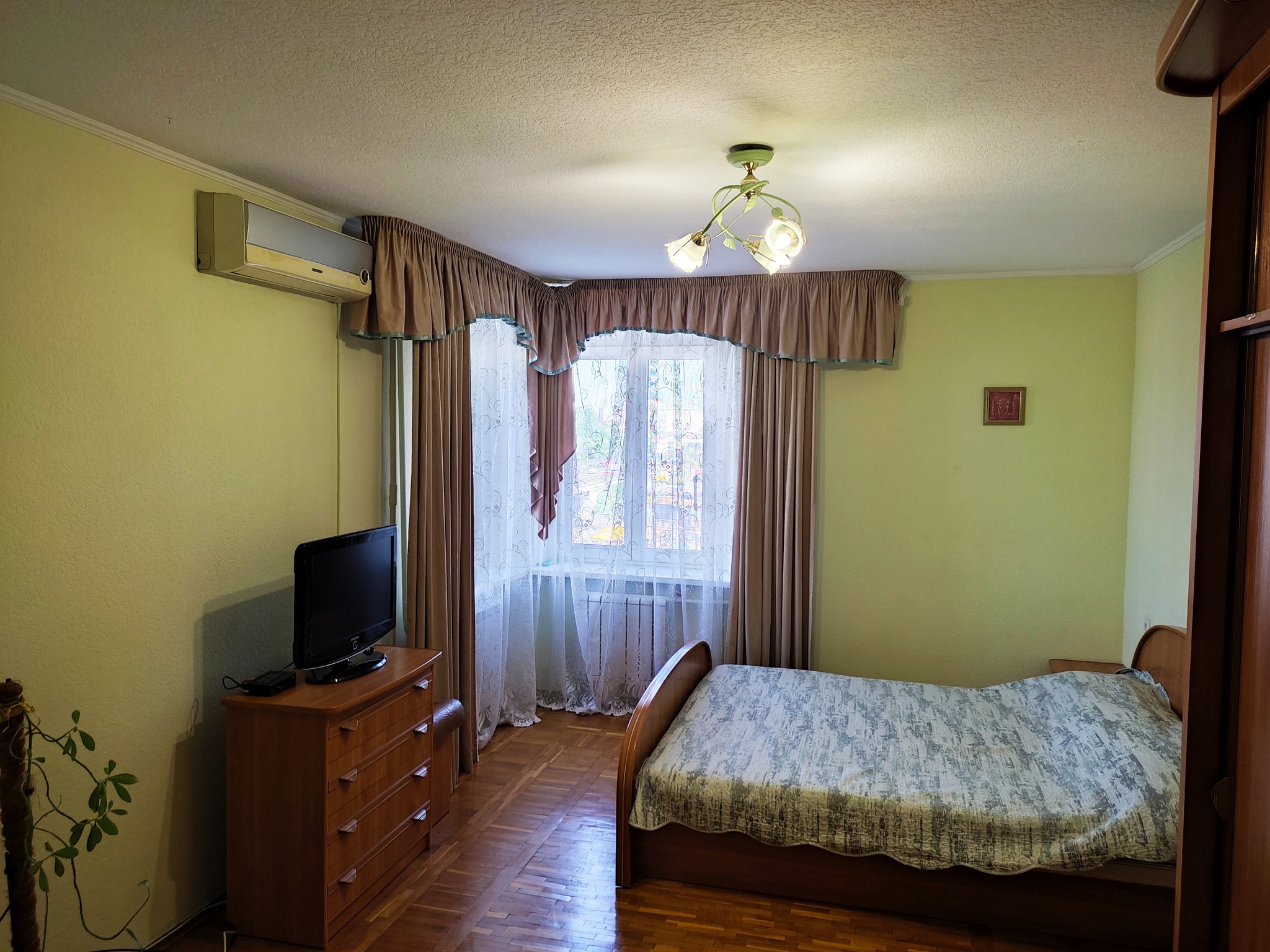 Продажа 2-комнатной квартиры 53 м², Победы просп., 89А
