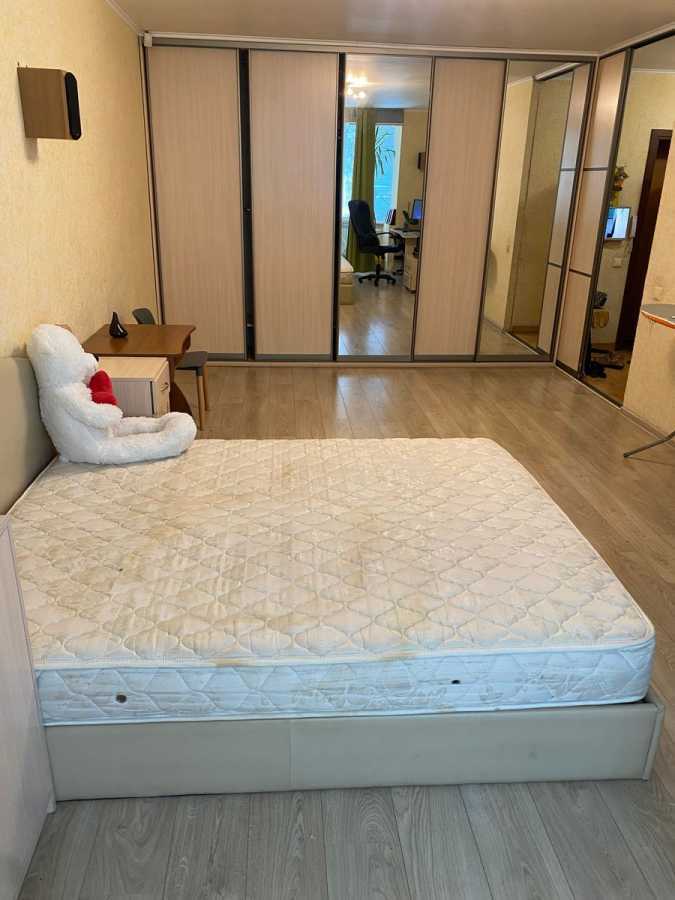 Аренда 2-комнатной квартиры 63 м², Хмельницкая ул., 10