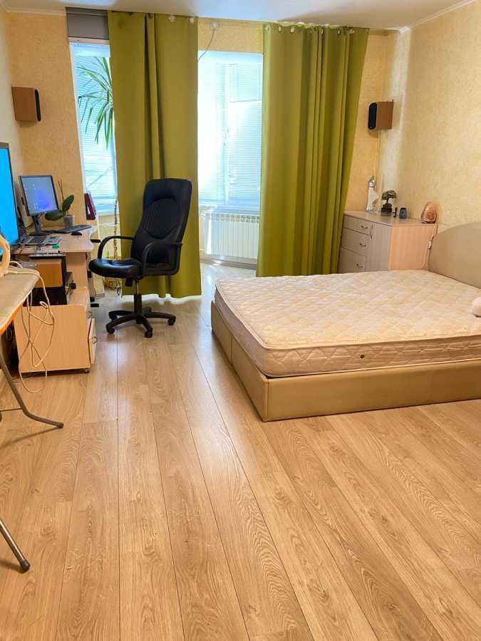 Аренда 2-комнатной квартиры 63 м², Хмельницкая ул., 10