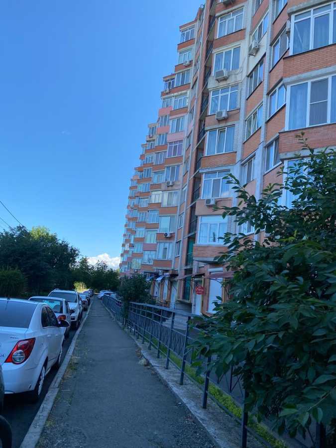 Аренда 2-комнатной квартиры 63 м², Хмельницкая ул., 10