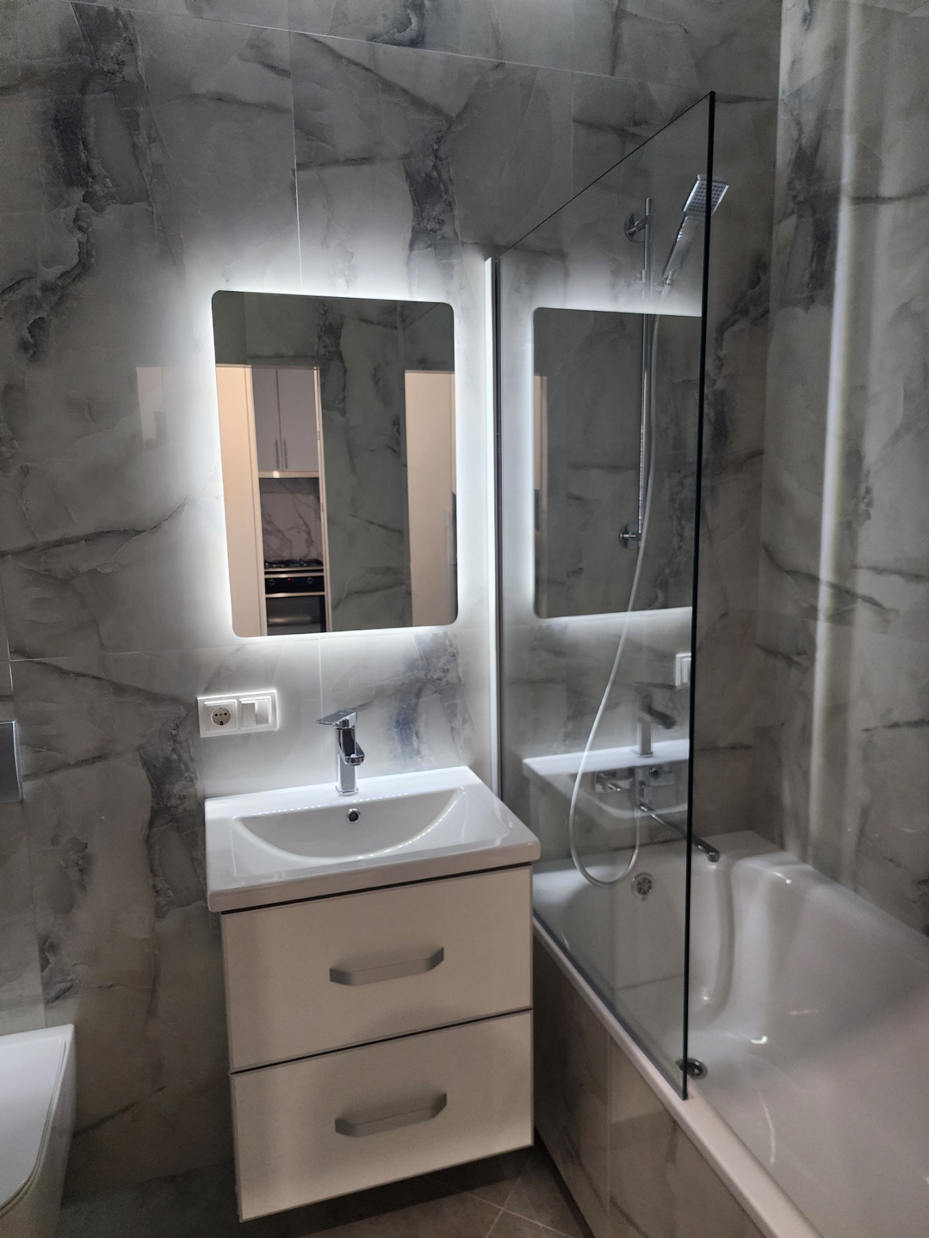 Оренда 1-кімнатної квартири 45 м², Замкова вул., 48
