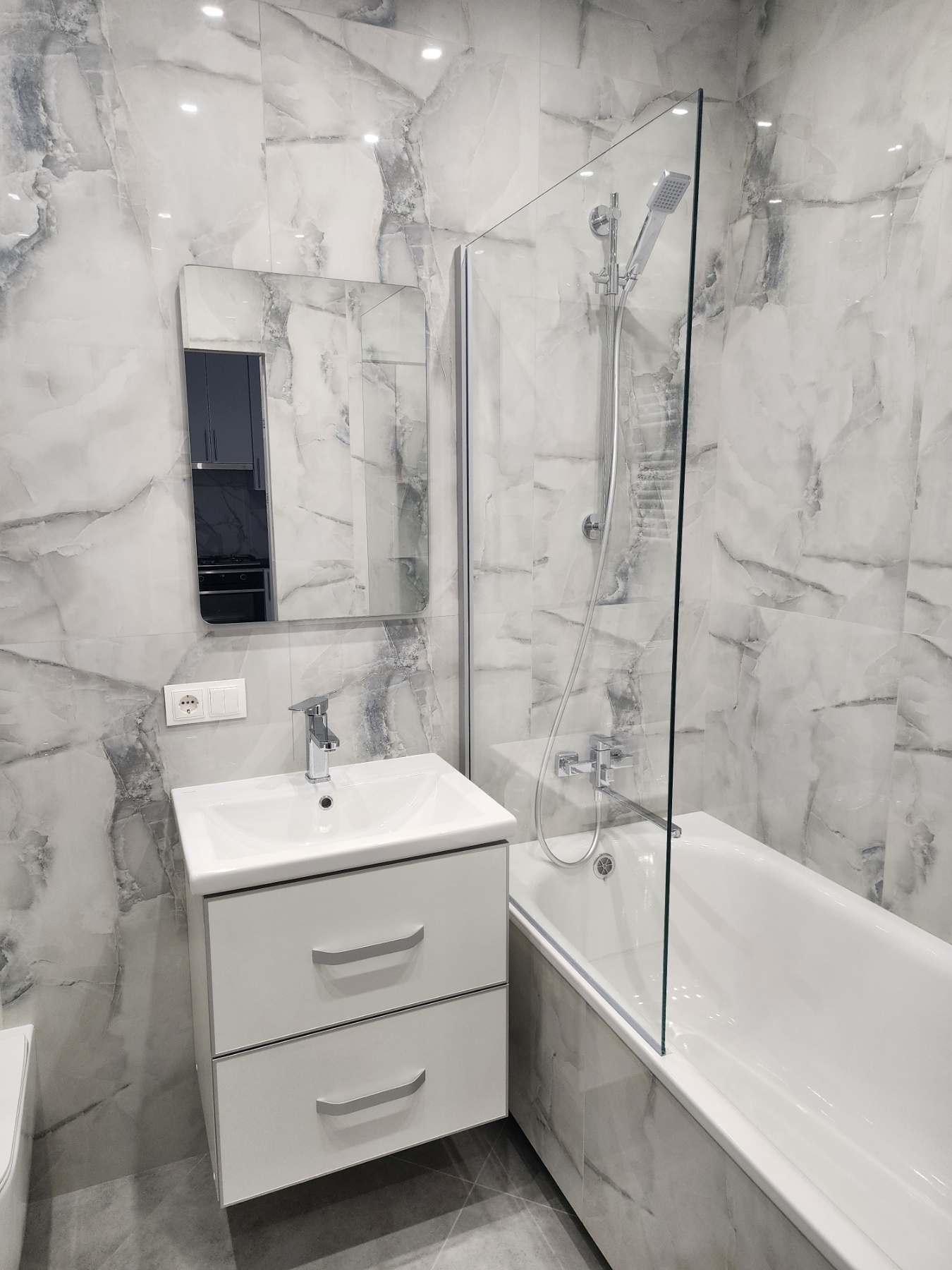 Оренда 1-кімнатної квартири 45 м², Замкова вул., 48