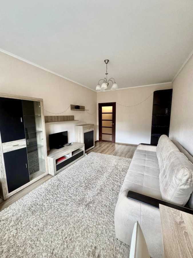 Оренда 1-кімнатної квартири 53 м², Воскресенська вул., 16