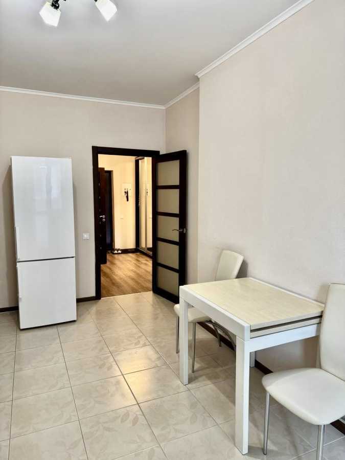 Оренда 1-кімнатної квартири 53 м², Воскресенська вул., 16