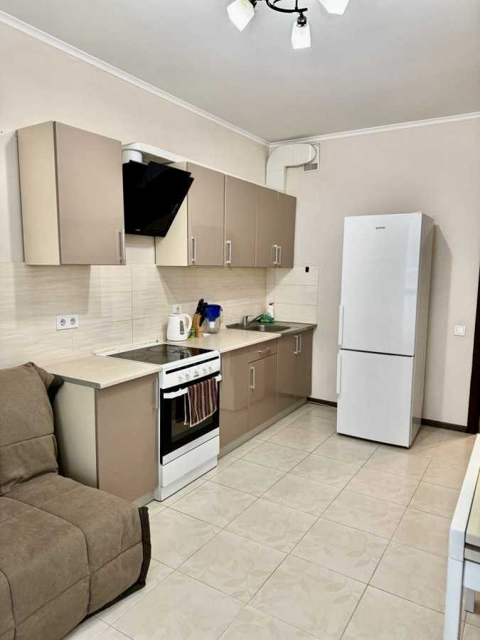 Оренда 1-кімнатної квартири 53 м², Воскресенська вул., 16