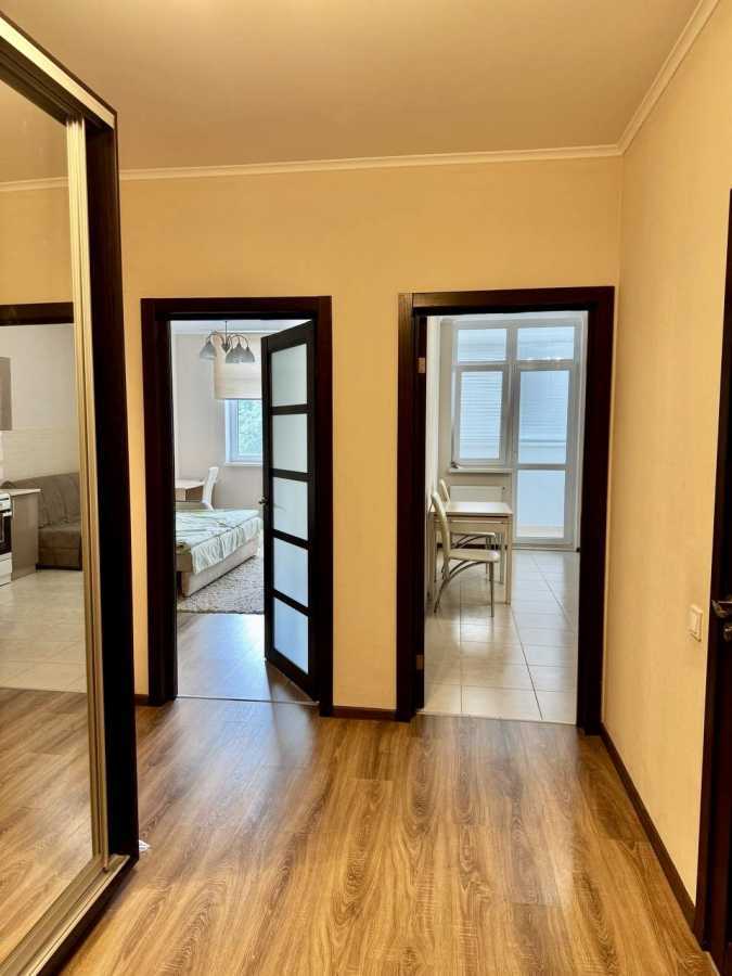 Оренда 1-кімнатної квартири 53 м², Воскресенська вул., 16