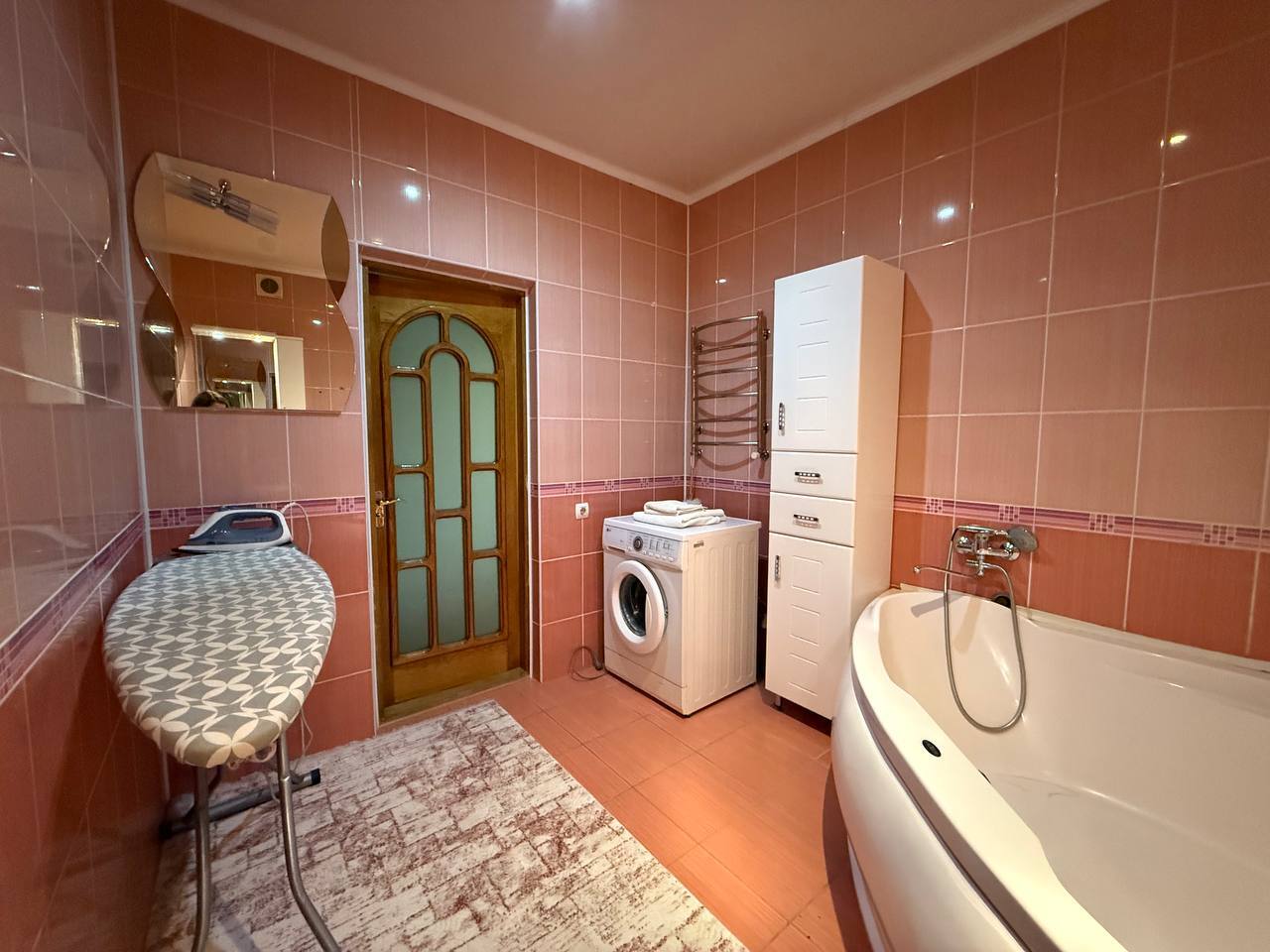 Продаж 3-кімнатної квартири 107.4 м², Зарічанська вул., 22/3