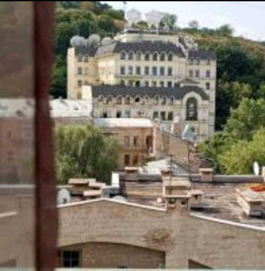 1-комнатная квартира посуточно 35 м², Константиновская ул., 45