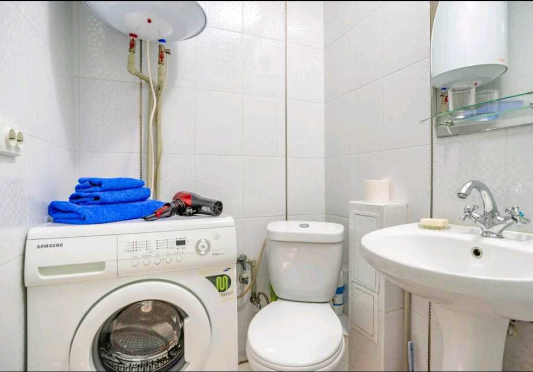 1-комнатная квартира посуточно 35 м², Константиновская ул., 45