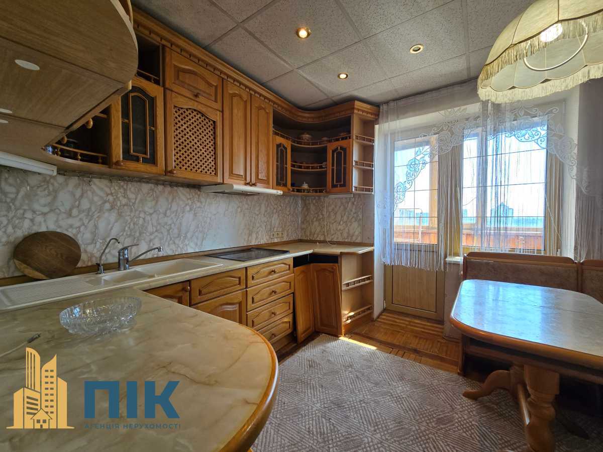 Продажа 2-комнатной квартиры 55 м², Оболонский просп., 34/1