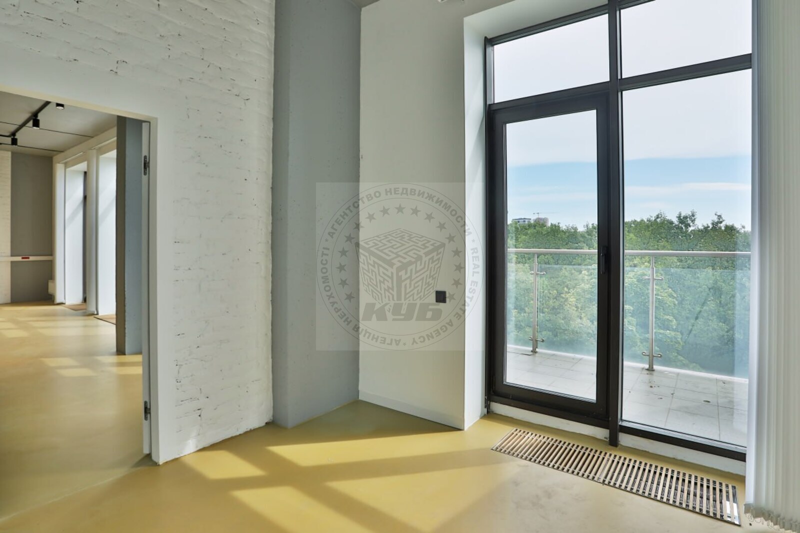 Продаж 2-рівневої квартири 320 м², Перемоги просп., 42