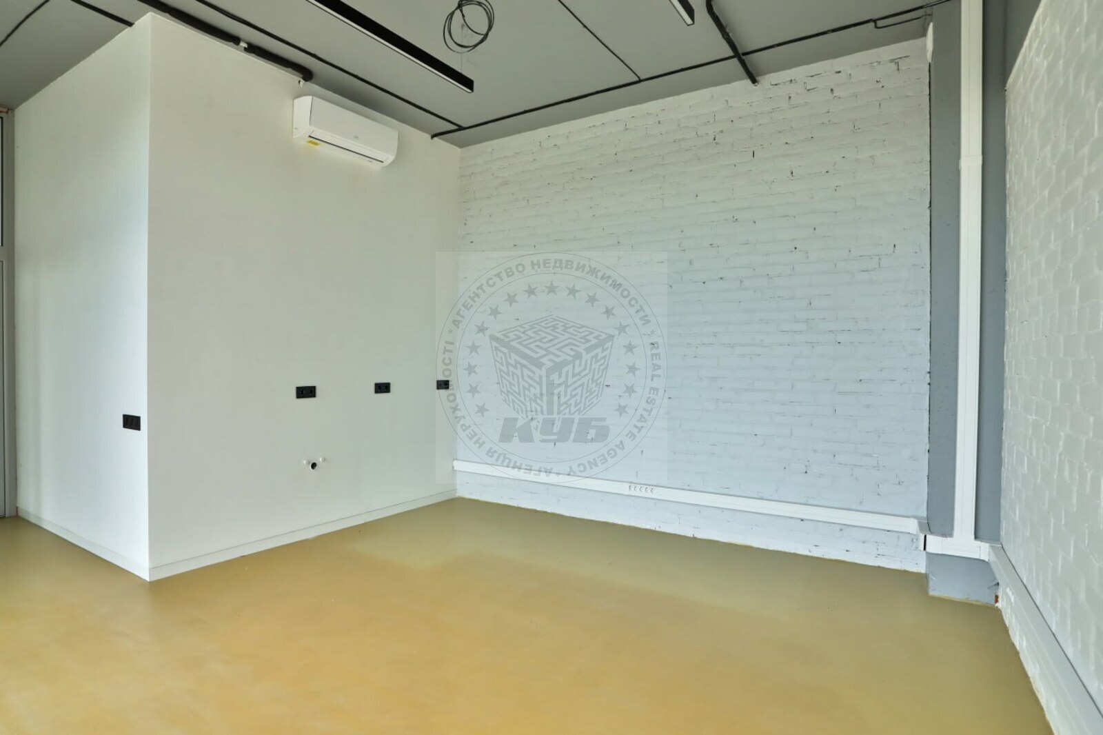 Продаж 2-рівневої квартири 320 м², Перемоги просп., 42