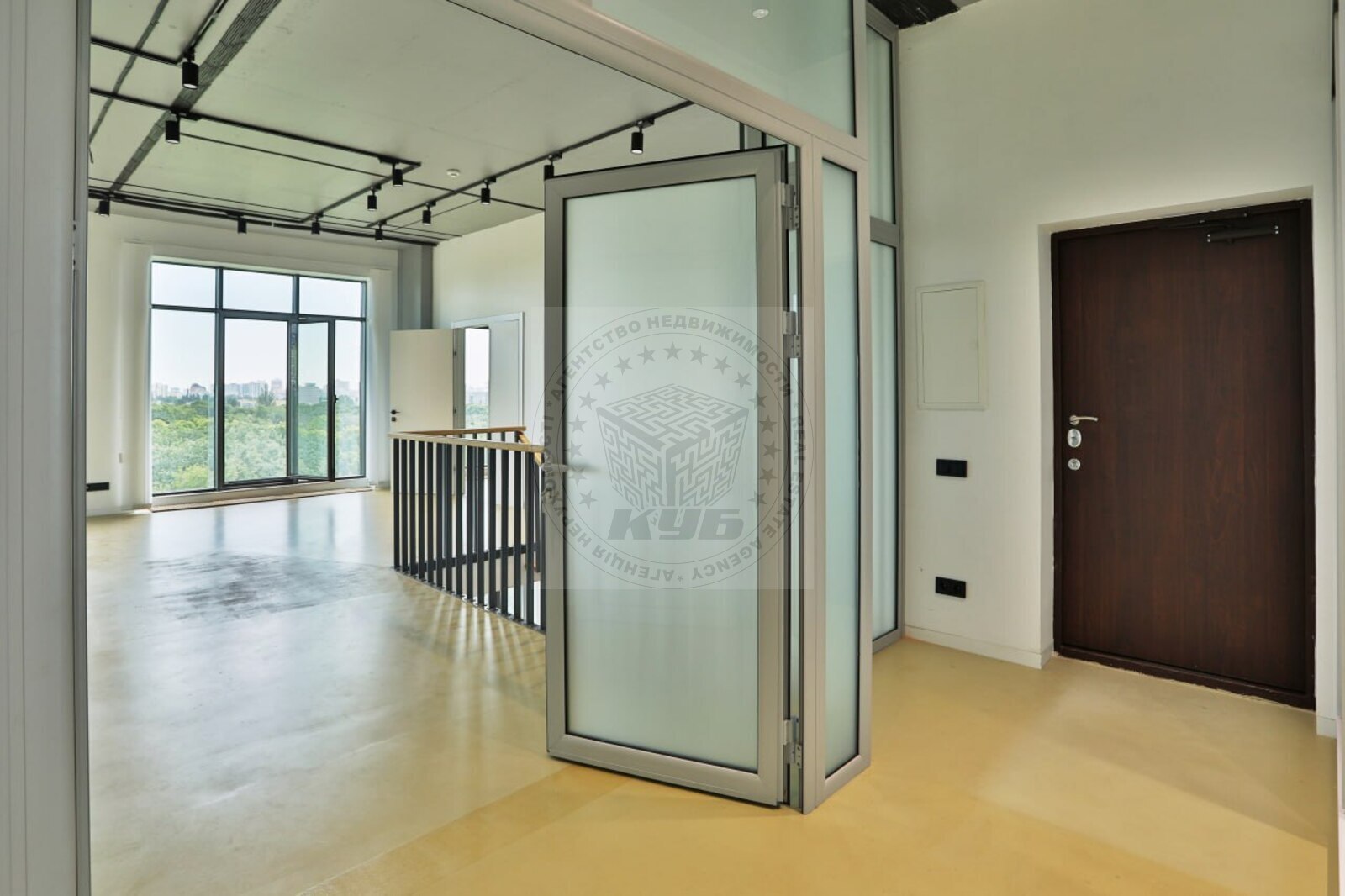 Продаж 2-рівневої квартири 320 м², Перемоги просп., 42