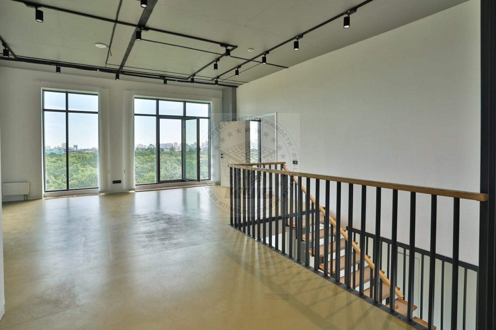 Продаж 2-рівневої квартири 320 м², Перемоги просп., 42