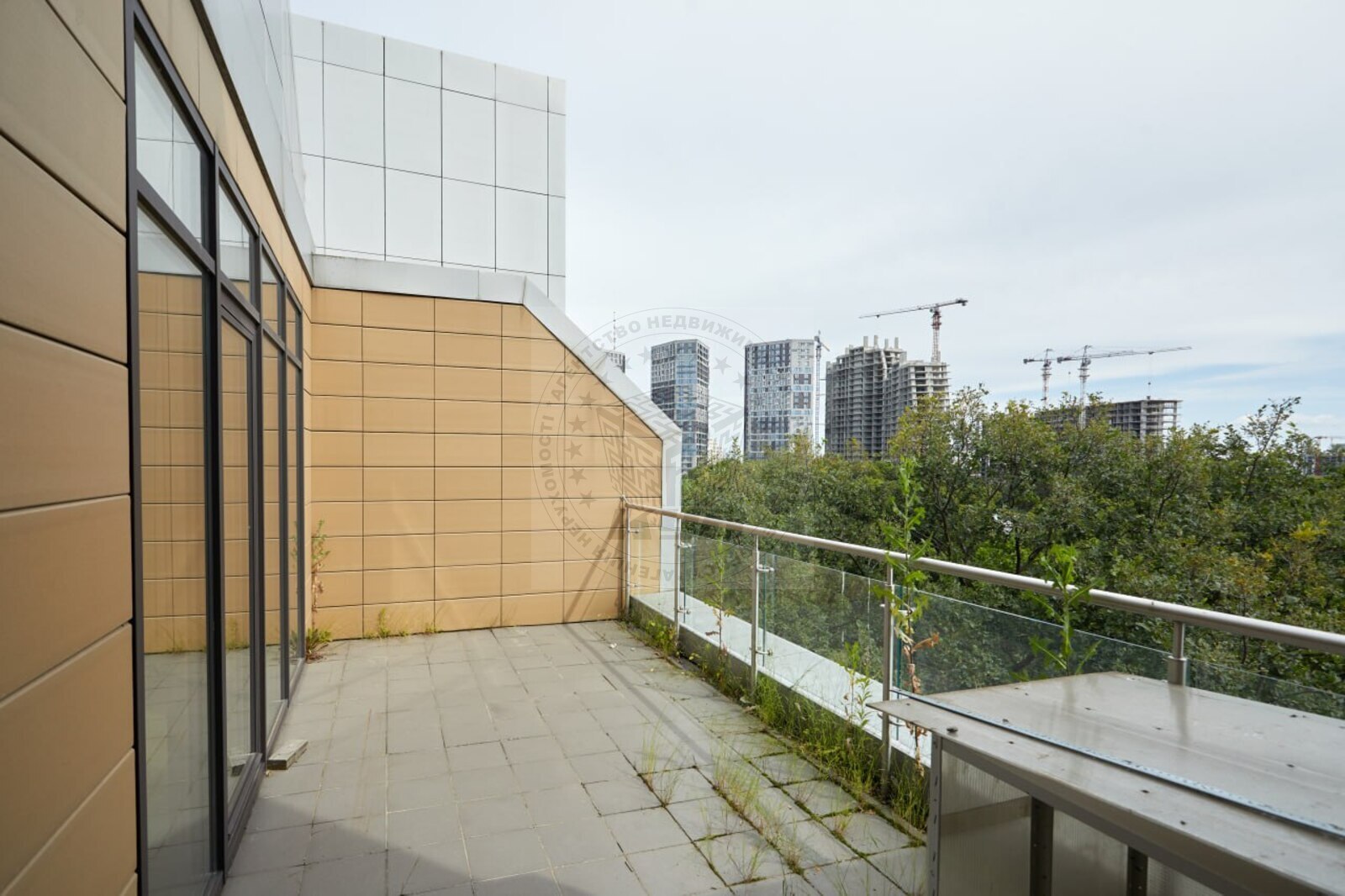 Продаж 2-рівневої квартири 320 м², Перемоги просп., 42