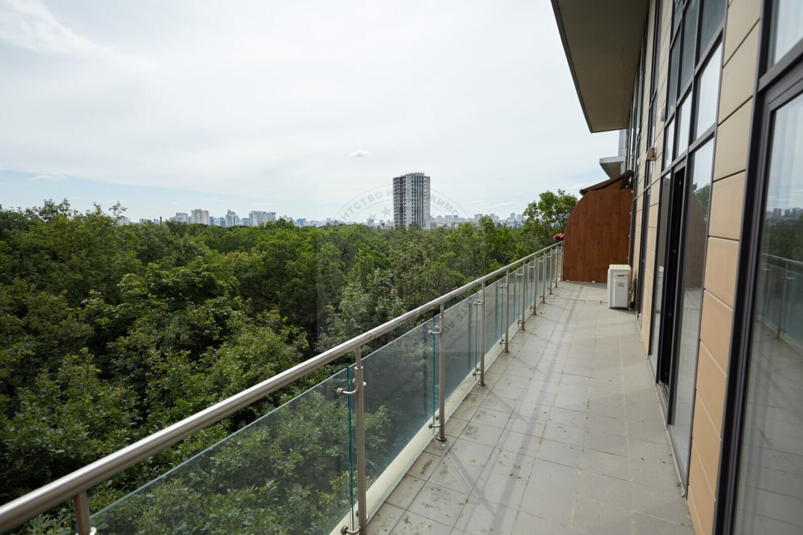 Продаж 2-рівневої квартири 320 м², Перемоги просп., 42