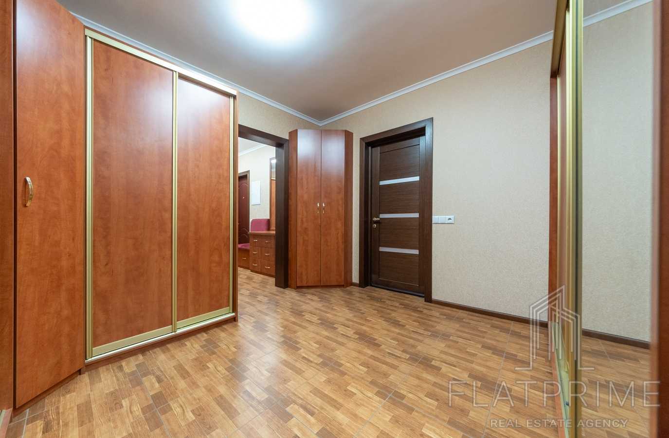 Продажа 4-комнатной квартиры 96 м², Академика Палладина просп., 13